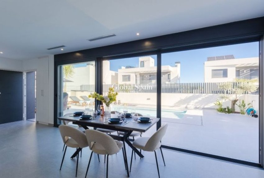 Revente - VILLA -
ALGORFA - Inland