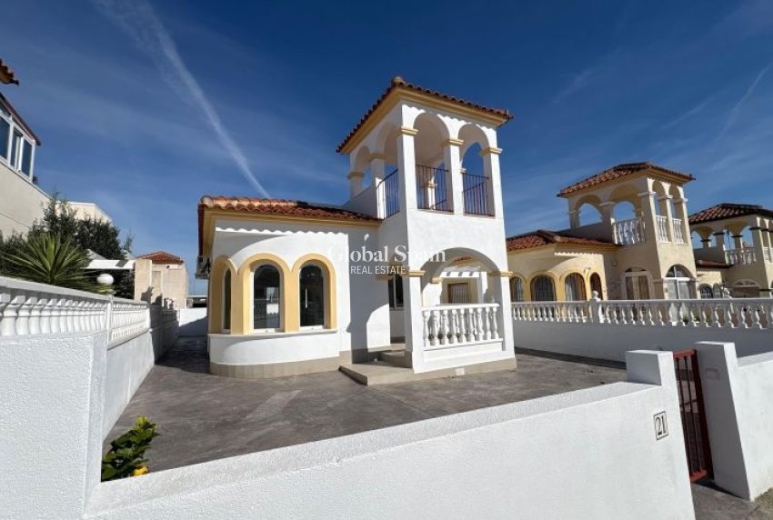 Revente - VILLA -
ALGORFA - Inland