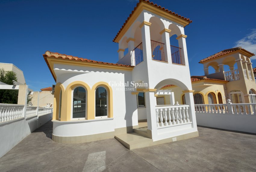 Revente - VILLA -
ALGORFA - Inland