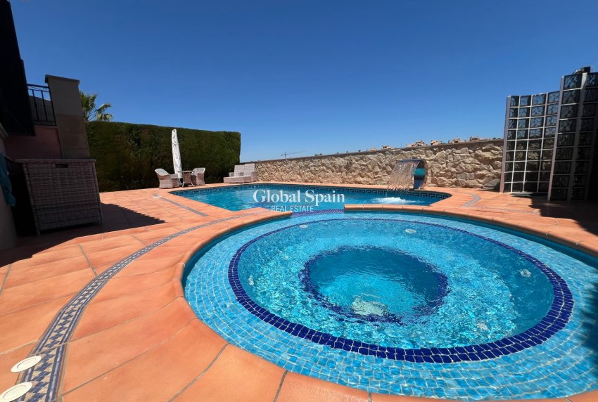 Revente - VILLA -
ALGORFA - Inland
