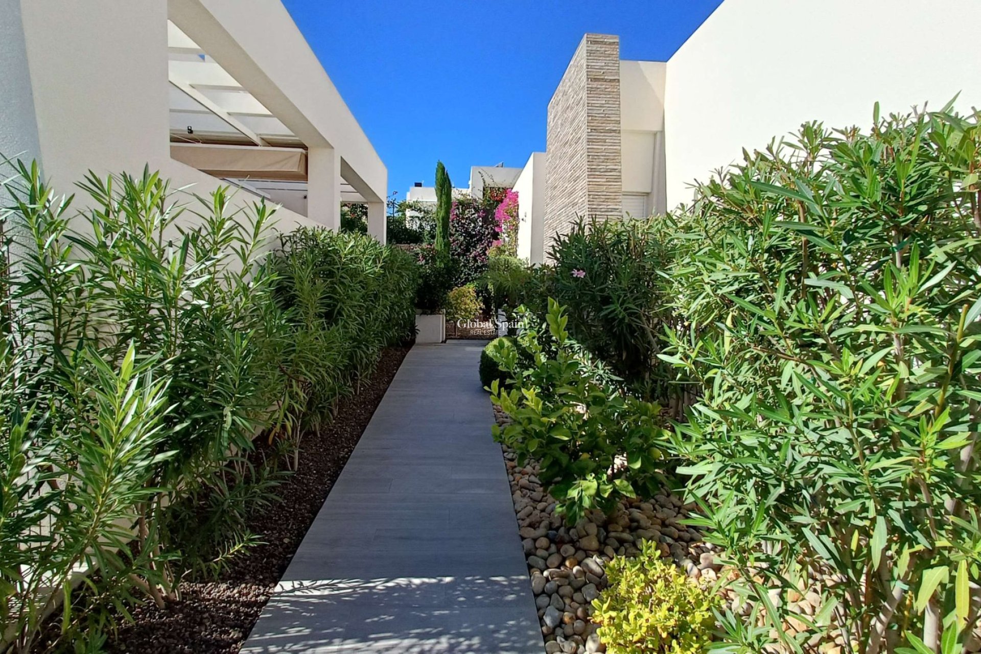 Revente - VILLA -
ALGORFA - Inland