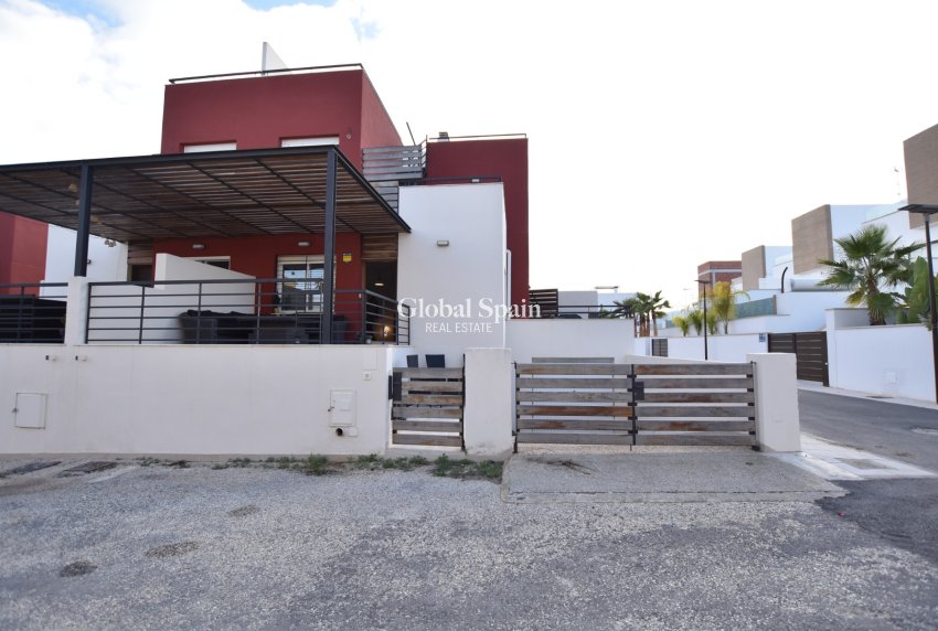 Revente - VILLA -
ALGORFA - Inland