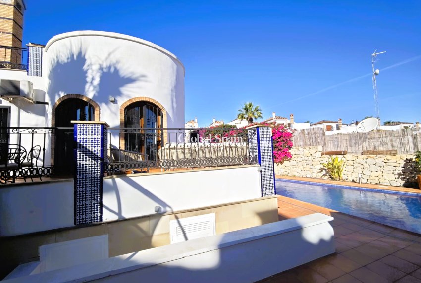 Revente - VILLA -
ALGORFA - Inland