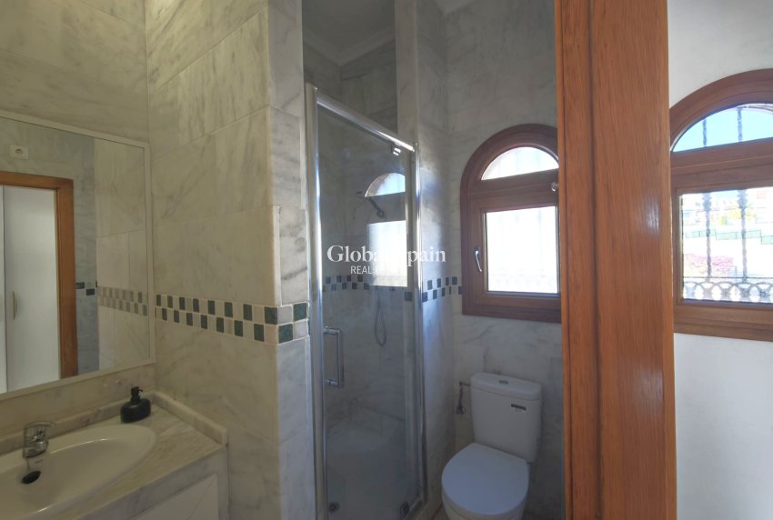 Revente - VILLA -
ALGORFA - Inland