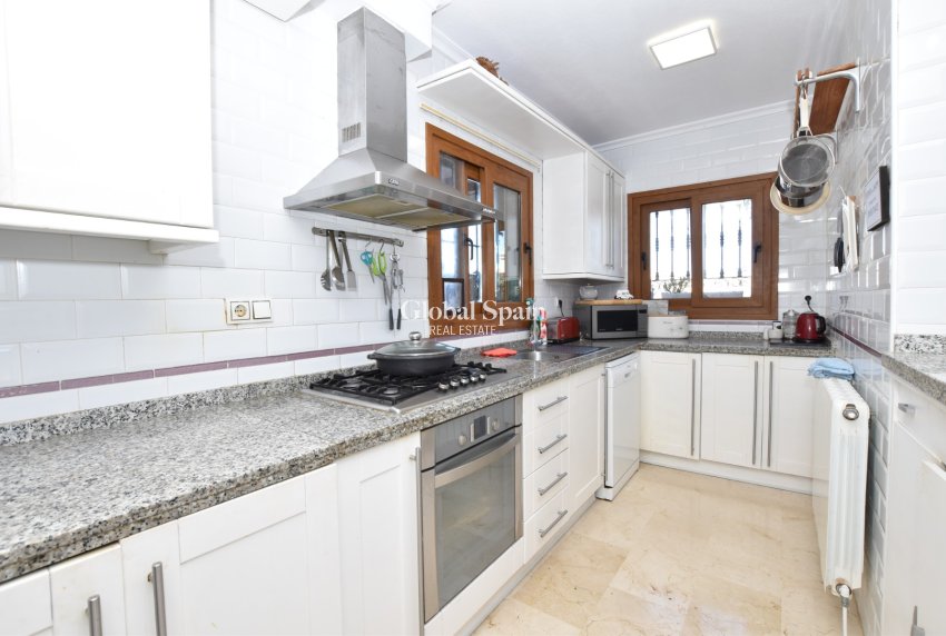 Revente - VILLA -
ALGORFA - Inland