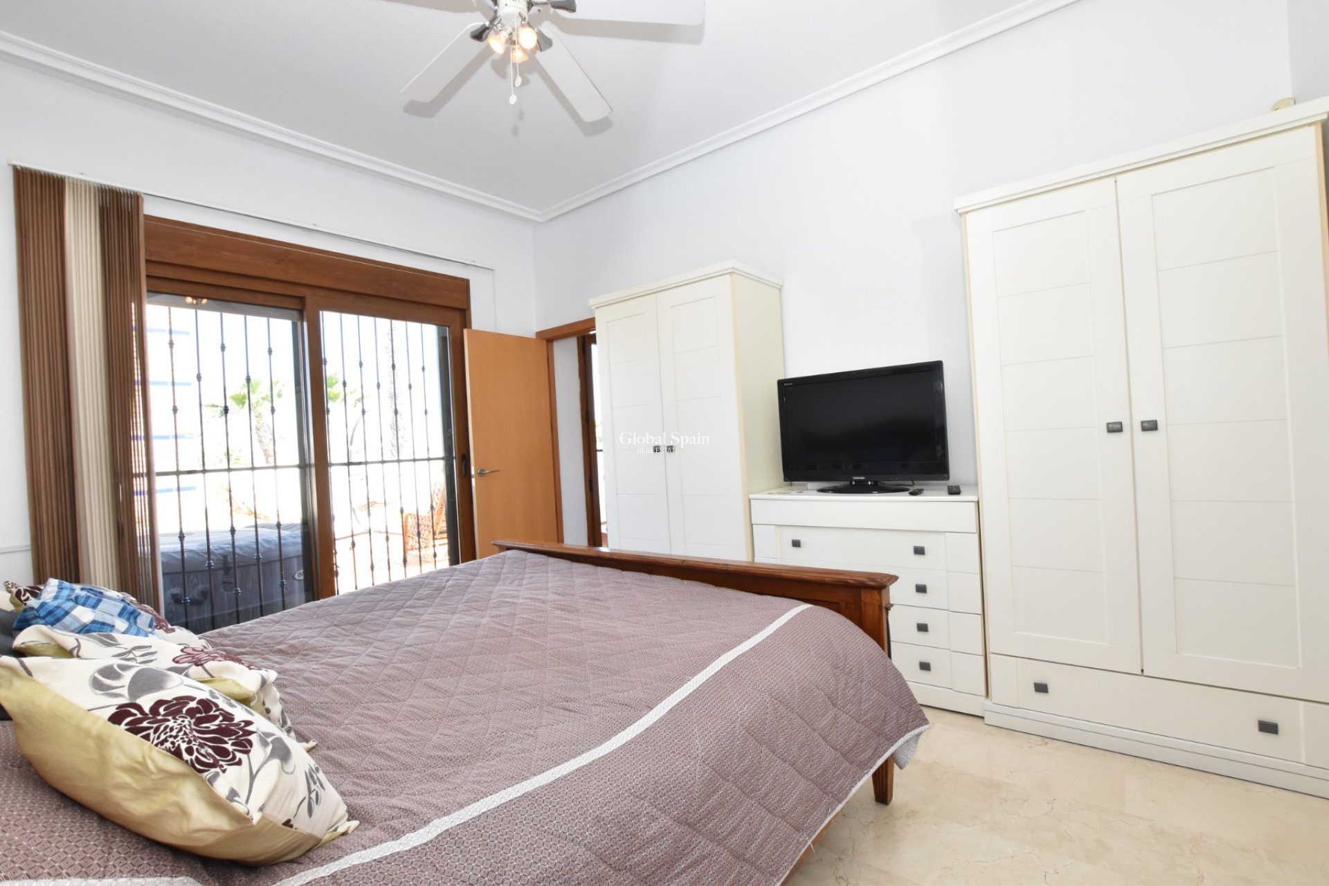 Revente - VILLA -
ALGORFA - Inland