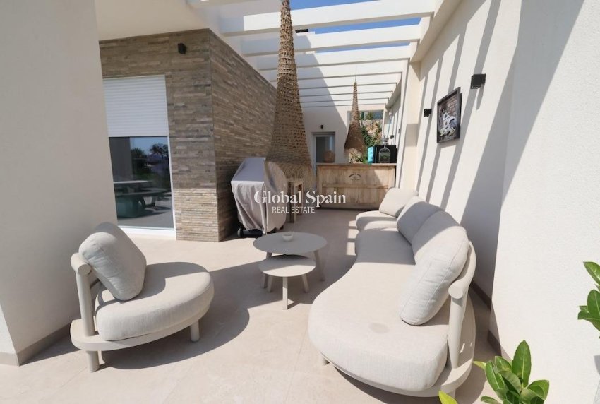 Revente - VILLA -
ALGORFA - Inland