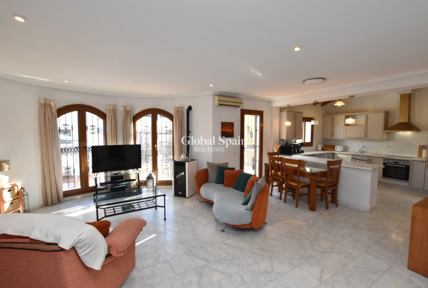 Revente - VILLA -
ALGORFA - Inland
