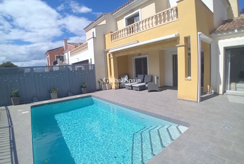 Revente - VILLA -
ALGORFA - LA FINCA GOLF / ALGORFA