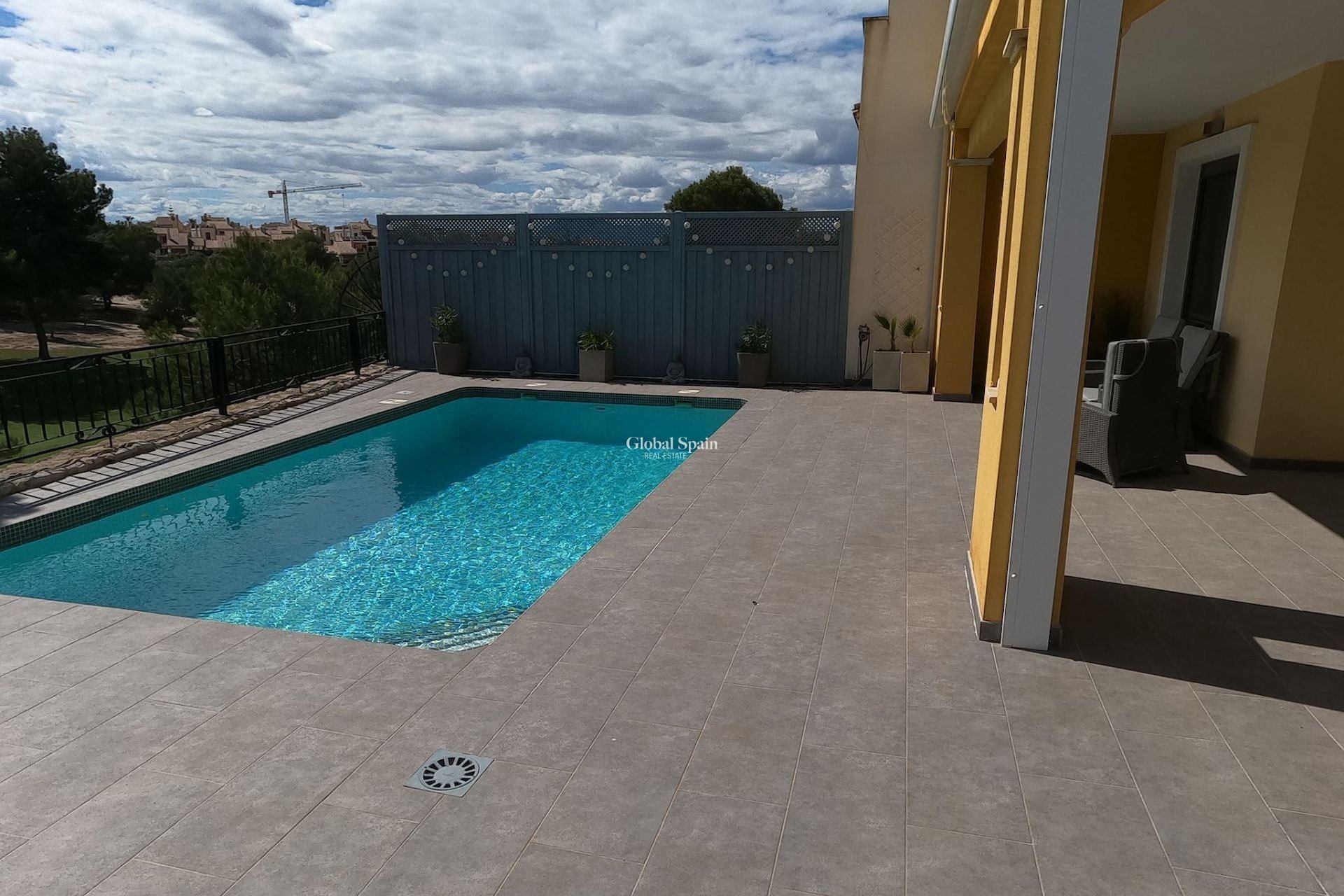 Revente - VILLA -
ALGORFA - LA FINCA GOLF / ALGORFA