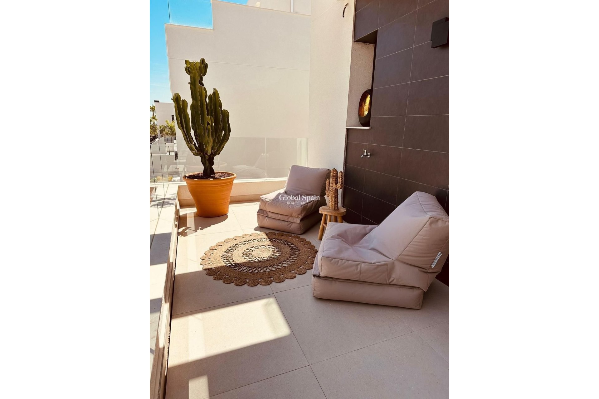 Revente - VILLA -
ALGORFA - LA FINCA GOLF / ALGORFA