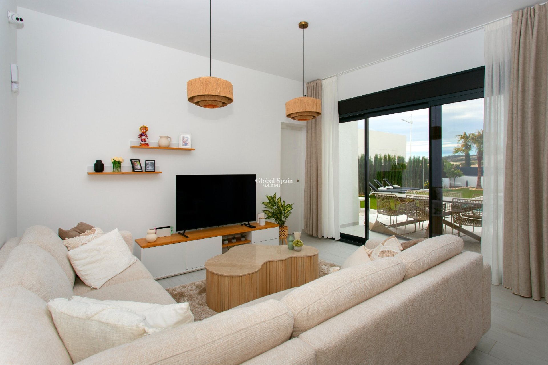 Revente - VILLA -
ALGORFA - LA FINCA GOLF / ALGORFA