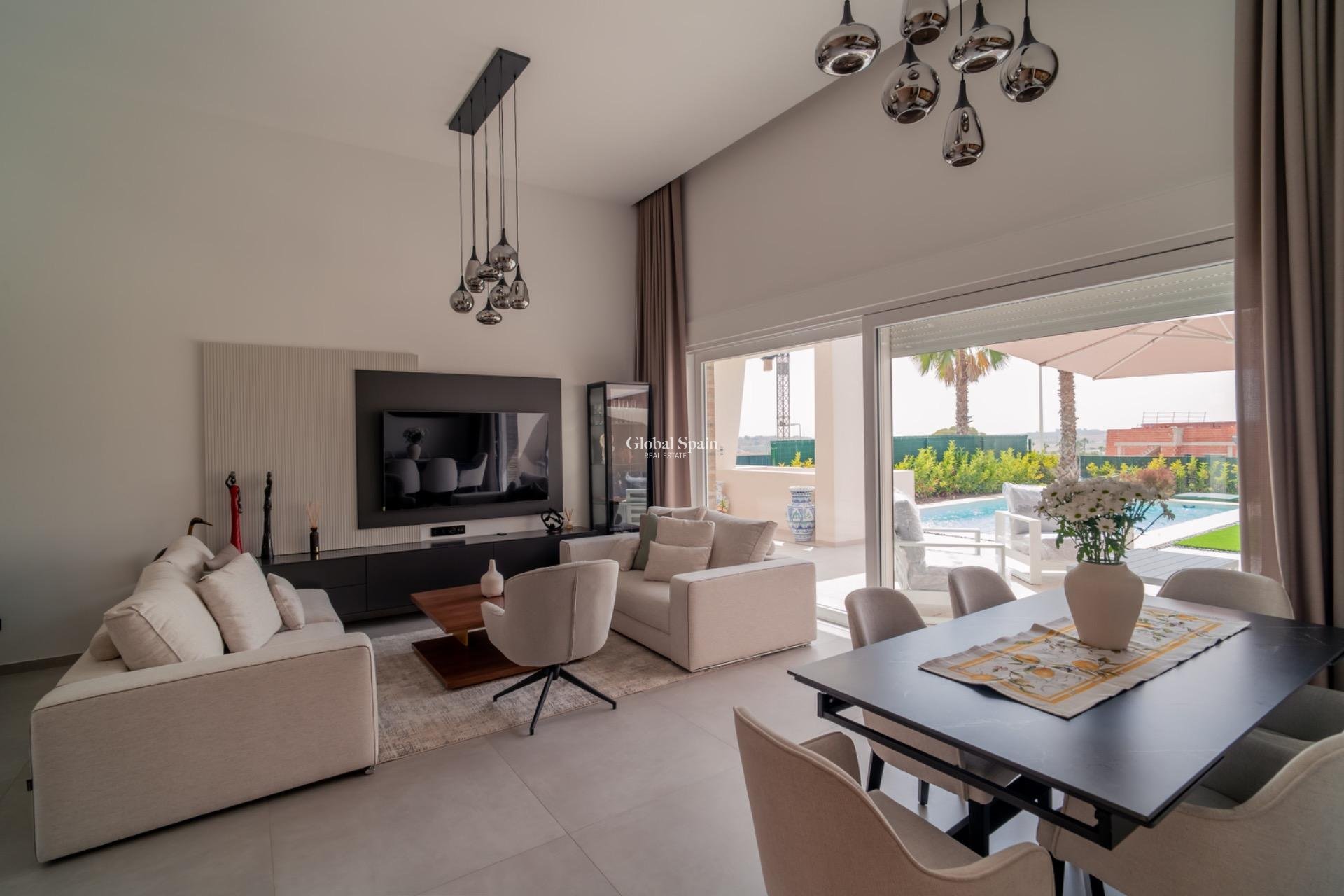 Revente - VILLA -
ALGORFA - LA FINCA GOLF / ALGORFA
