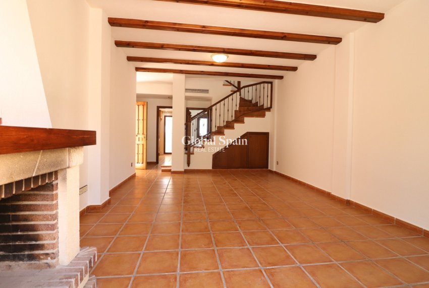 Revente - VILLA -
ALGORFA - LA FINCA GOLF / ALGORFA