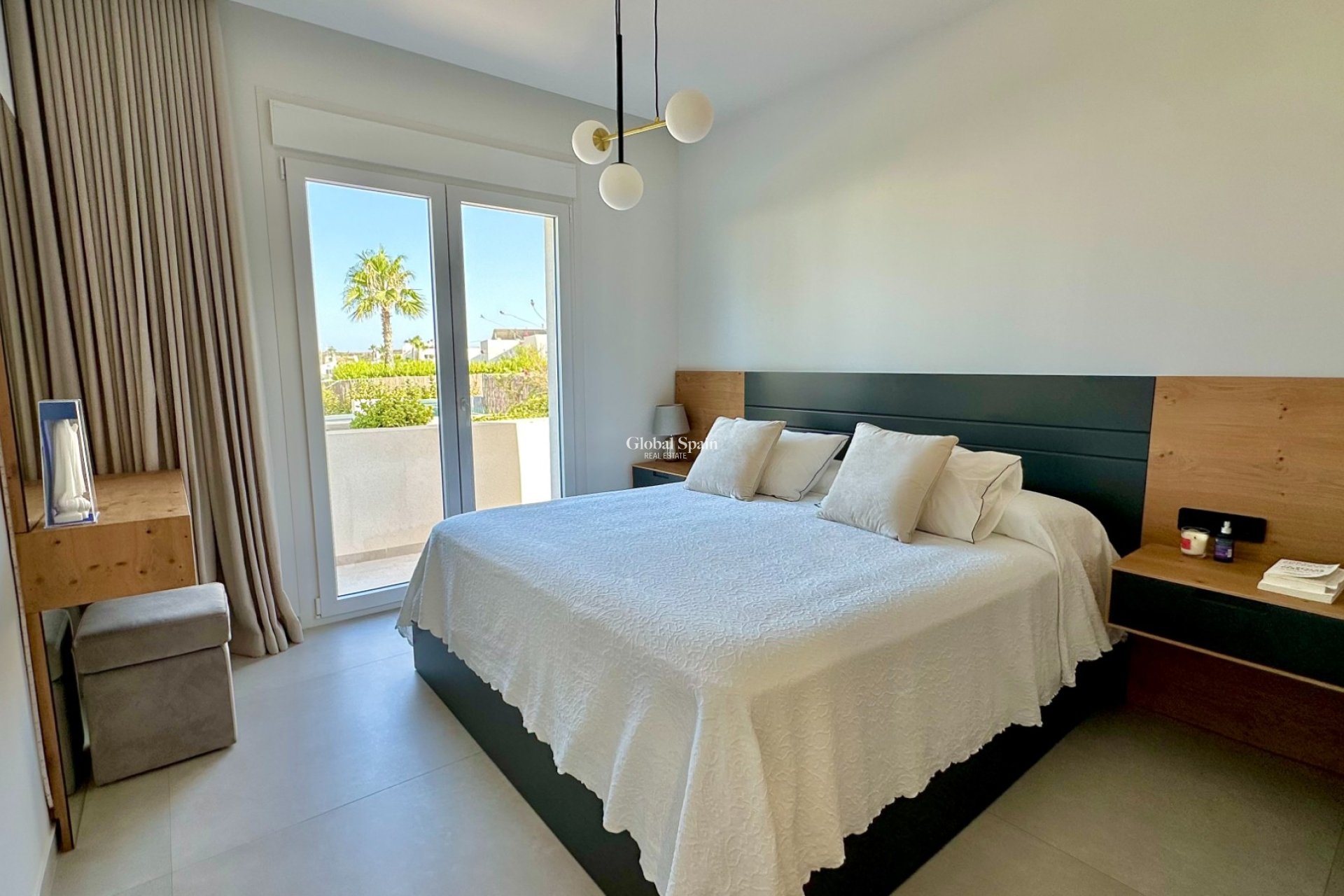 Revente - VILLA -
ALGORFA - LA FINCA GOLF / ALGORFA