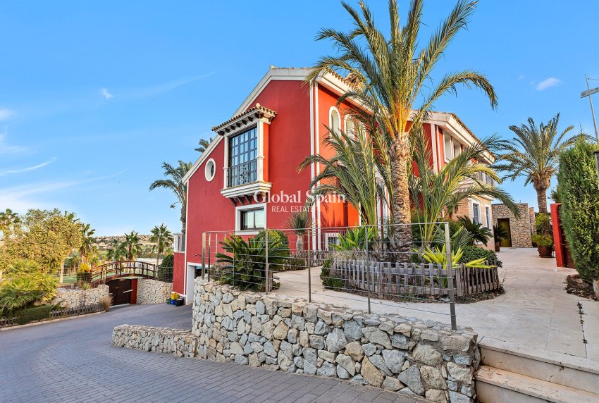 Revente - Villa -
ALGORFA - LA FINCA GOLF / ALGORFA