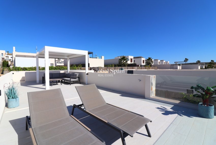 Revente - VILLA -
Algorfa - La Finca Golf Resort