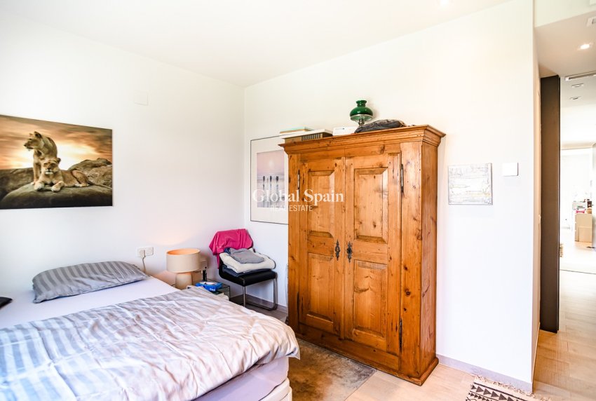 Revente - VILLA -
ALGORFA - La Finca Golf