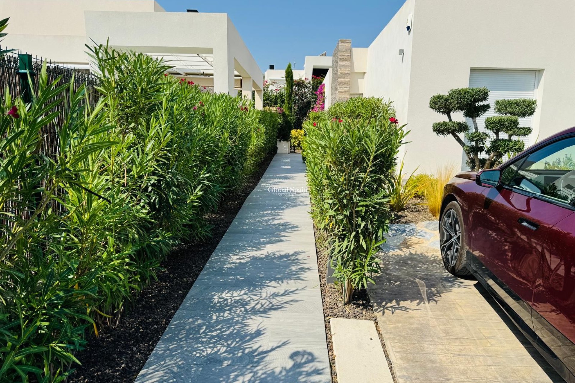 Revente - Villa -
ALGORFA - La Finca Golf