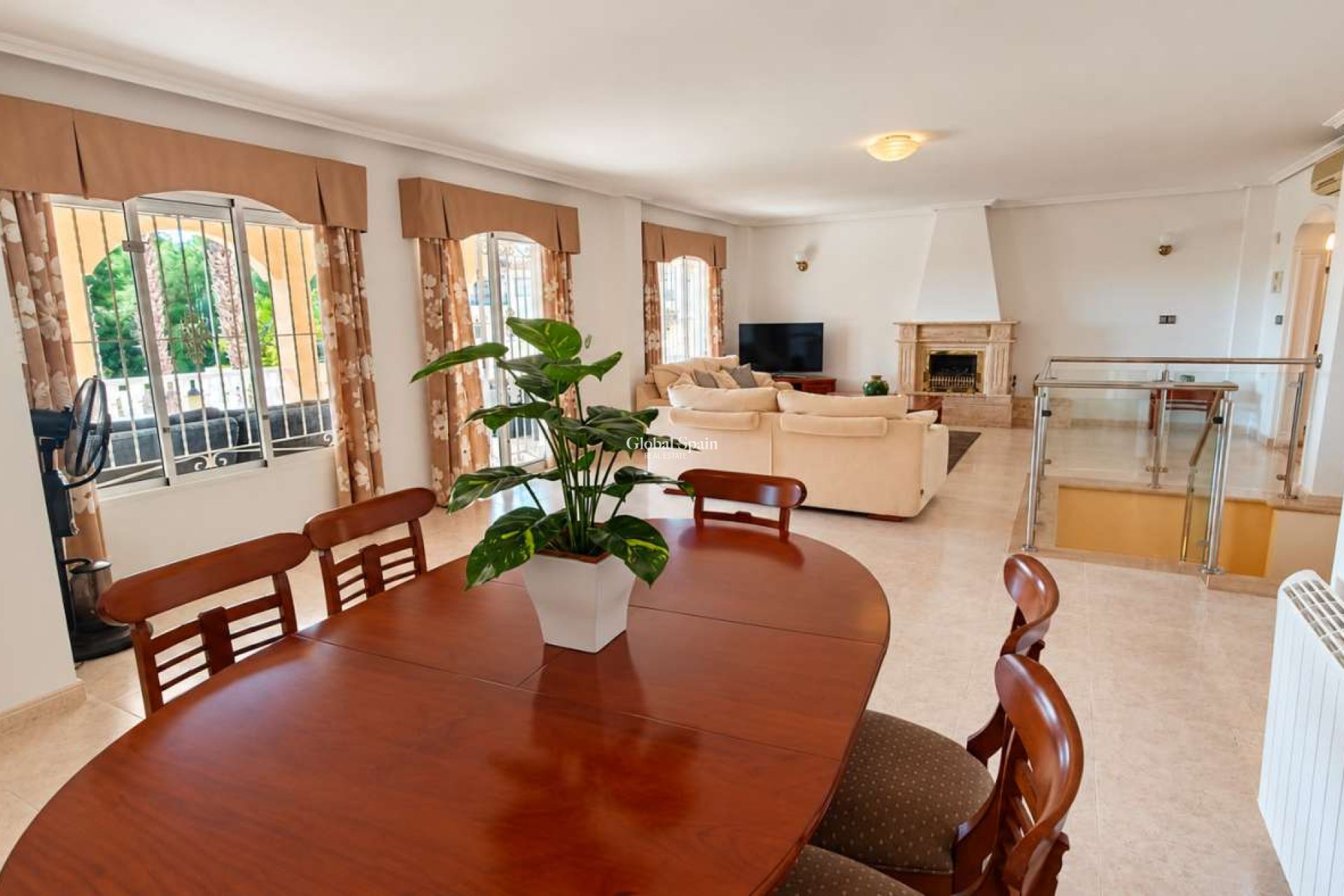 Revente - VILLA -
ALGORFA - Montemar