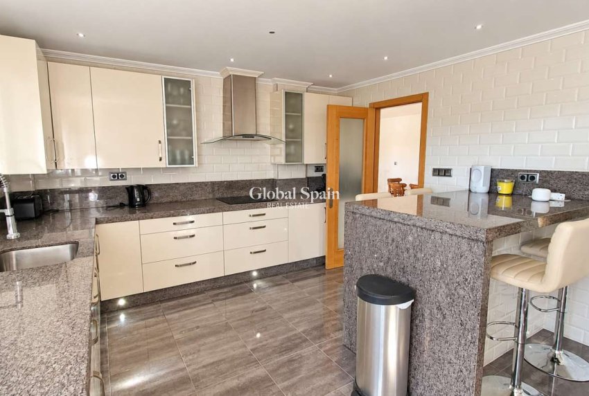 Revente - VILLA -
ALGORFA - Montemar