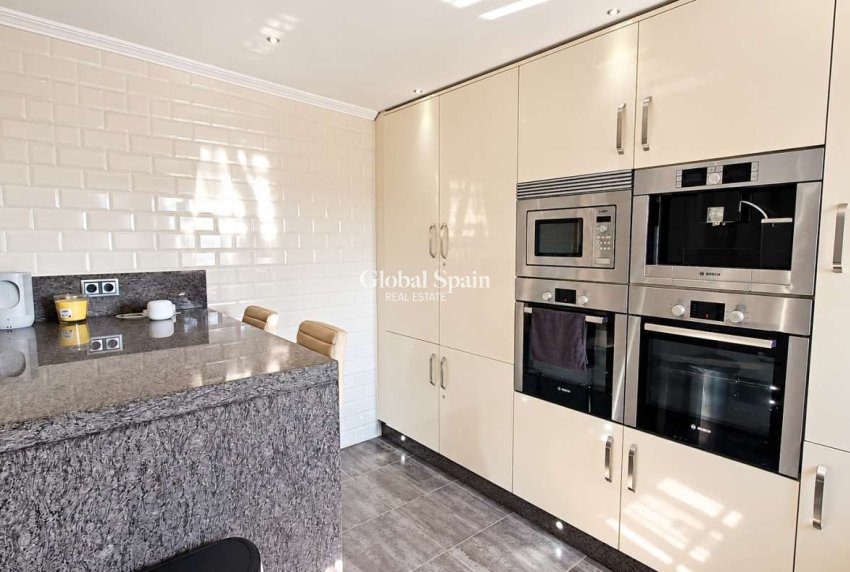 Revente - VILLA -
ALGORFA - Montemar