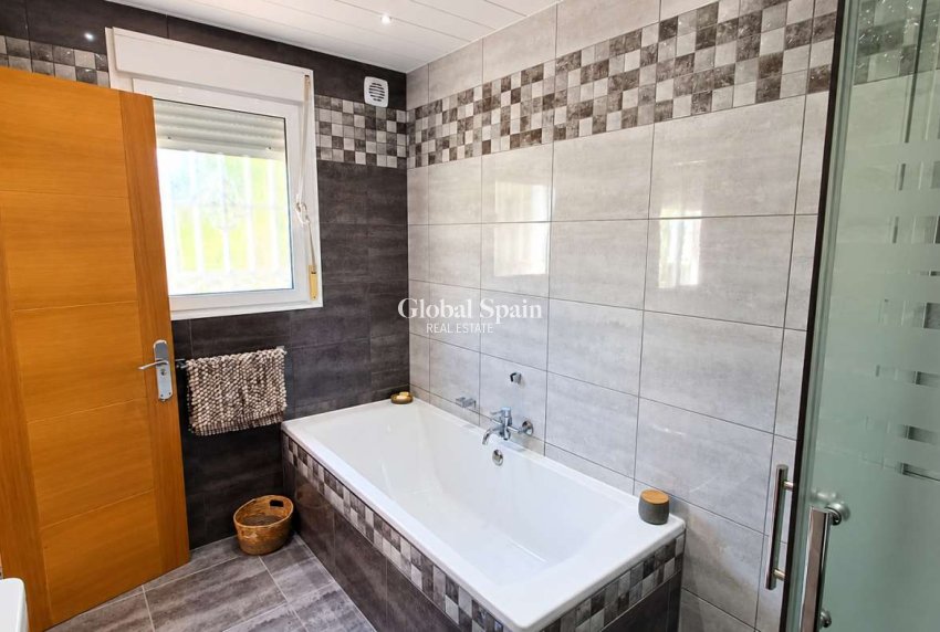 Revente - VILLA -
ALGORFA - Montemar