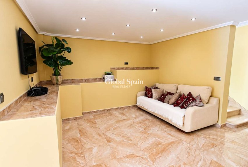 Revente - VILLA -
ALGORFA - Montemar