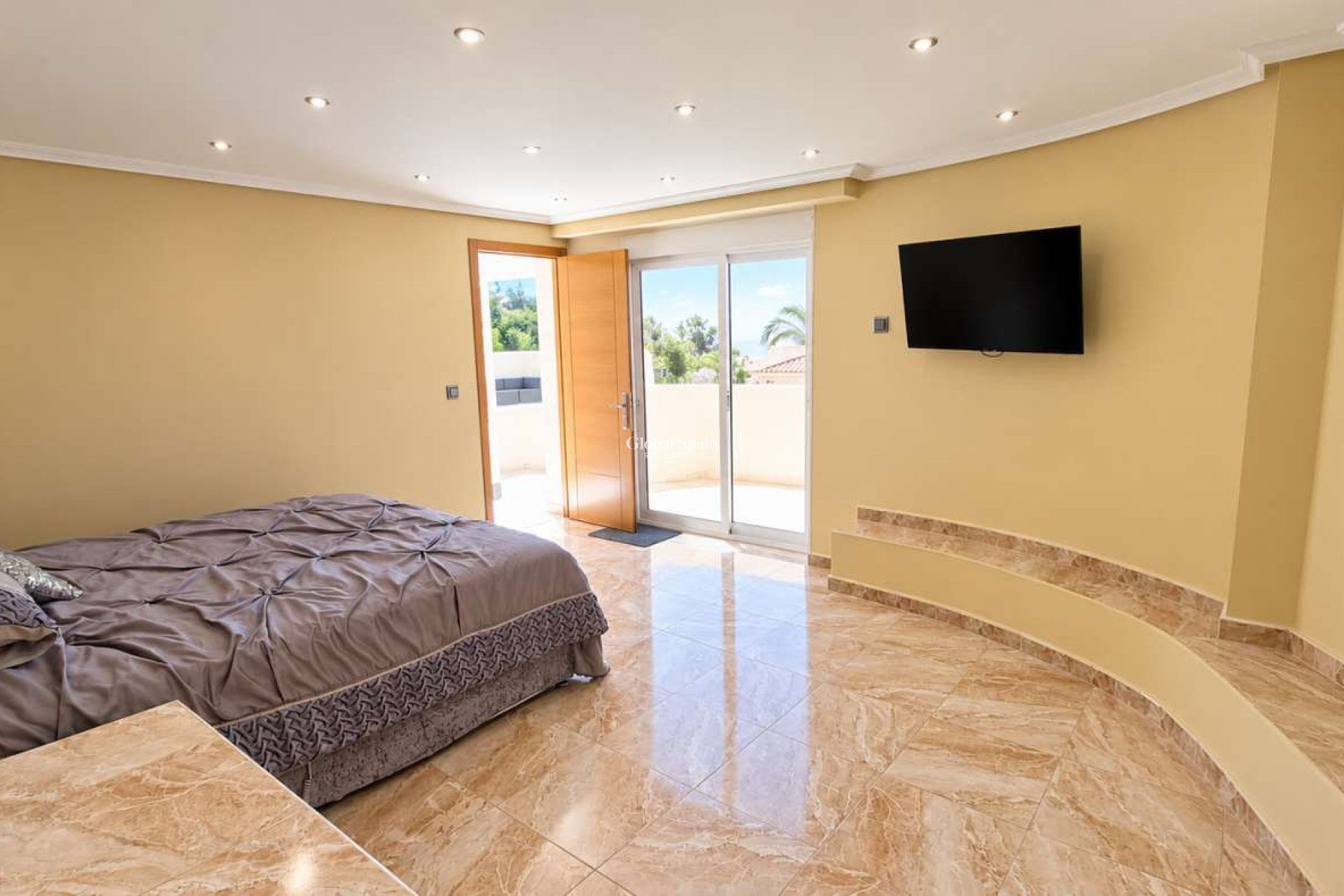 Revente - VILLA -
ALGORFA - Montemar