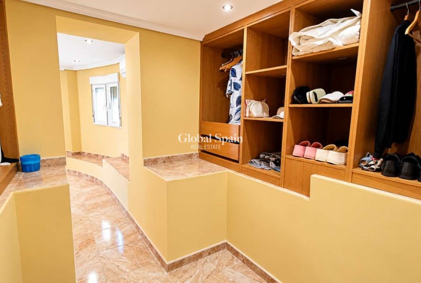Revente - VILLA -
ALGORFA - Montemar