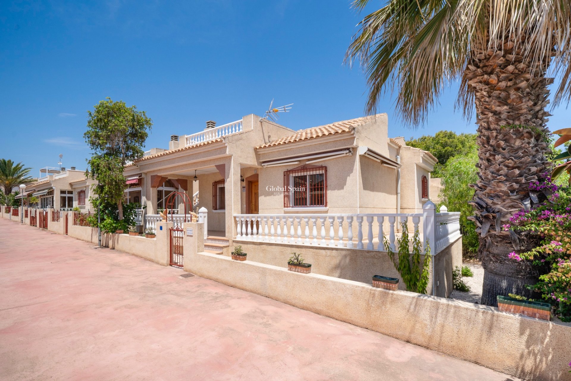Revente - Villa -
ALGORFA