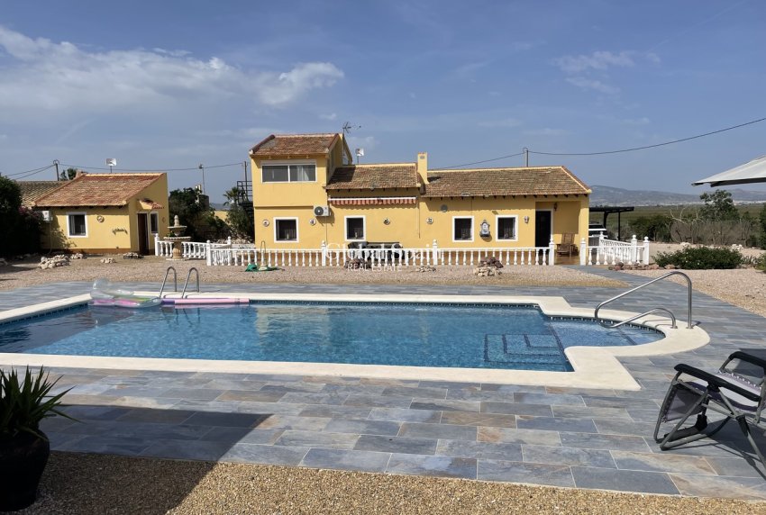 Revente - VILLA -
ALHAMA DE MURCIA - Inland