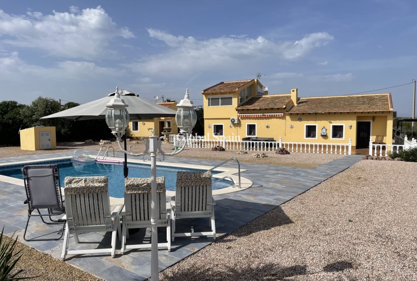 Revente - VILLA -
ALHAMA DE MURCIA - Inland