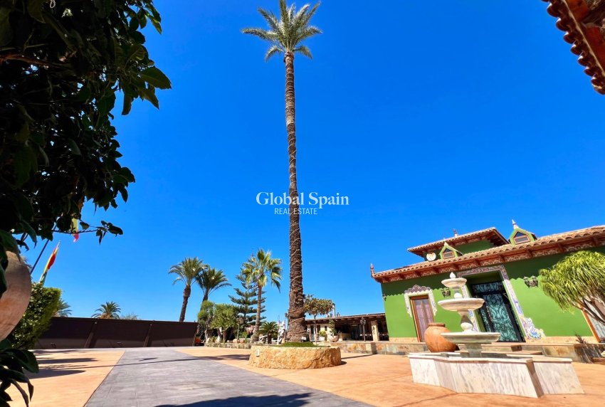 Revente - VILLA -
ALMORADÍ - Comunidad Valenciana