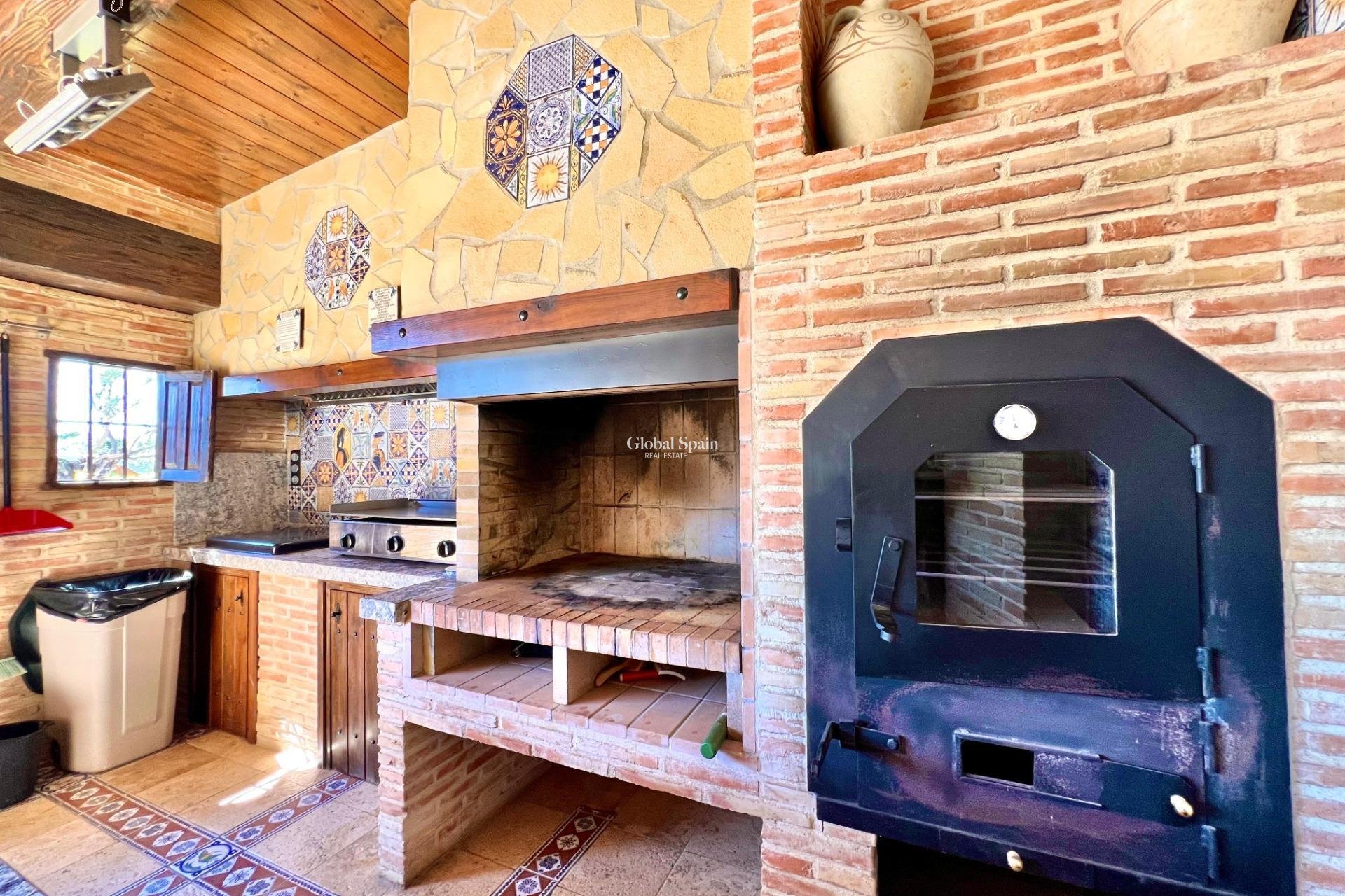 Revente - VILLA -
ALMORADÍ - Comunidad Valenciana