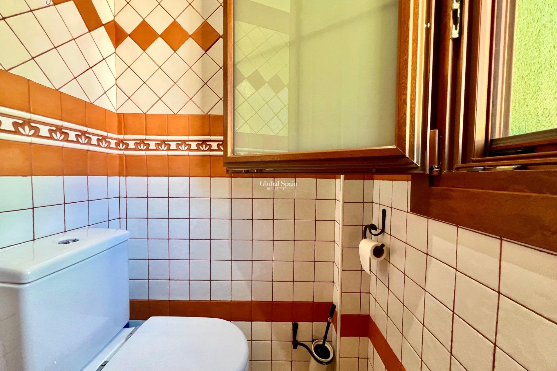 Revente - VILLA -
ALMORADÍ - Comunidad Valenciana