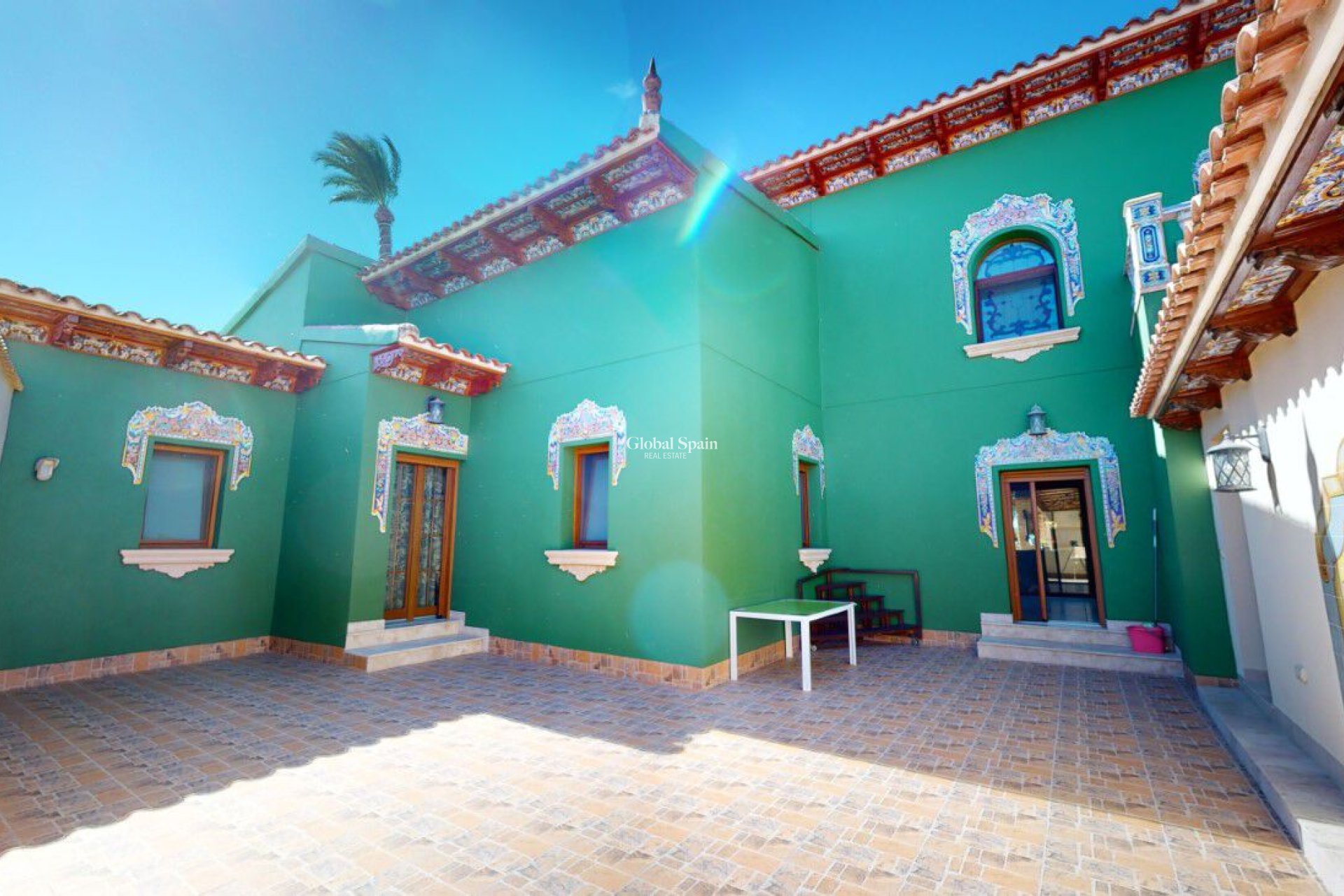 Revente - VILLA -
ALMORADÍ - Inland