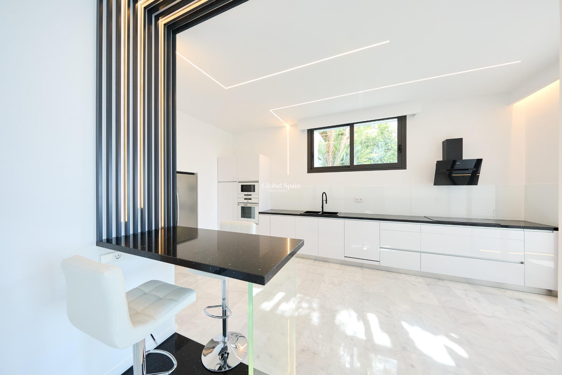 Revente - Villa -
ALTEA - ALTEA HILLS