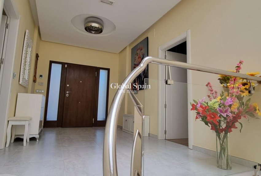 Revente - VILLA -
ALTEA - ALTEA HILLS