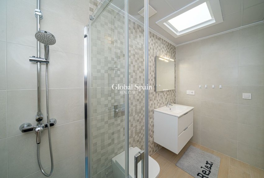 Revente - VILLA -
AVILESES - Inland