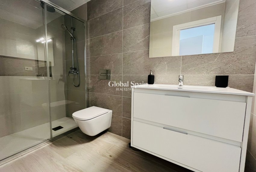 Revente - VILLA -
AVILESES - Inland