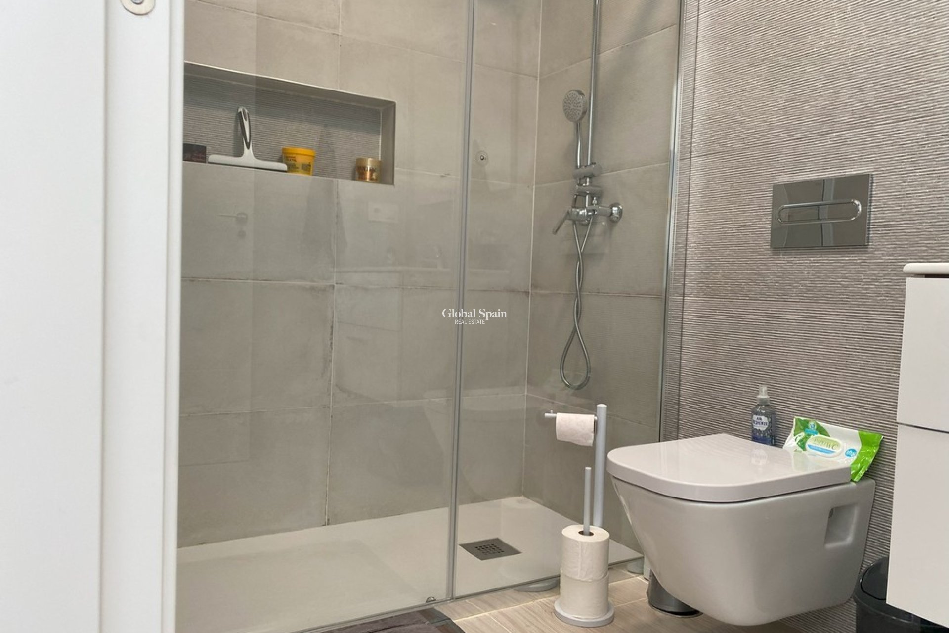 Revente - VILLA -
AVILESES - Inland