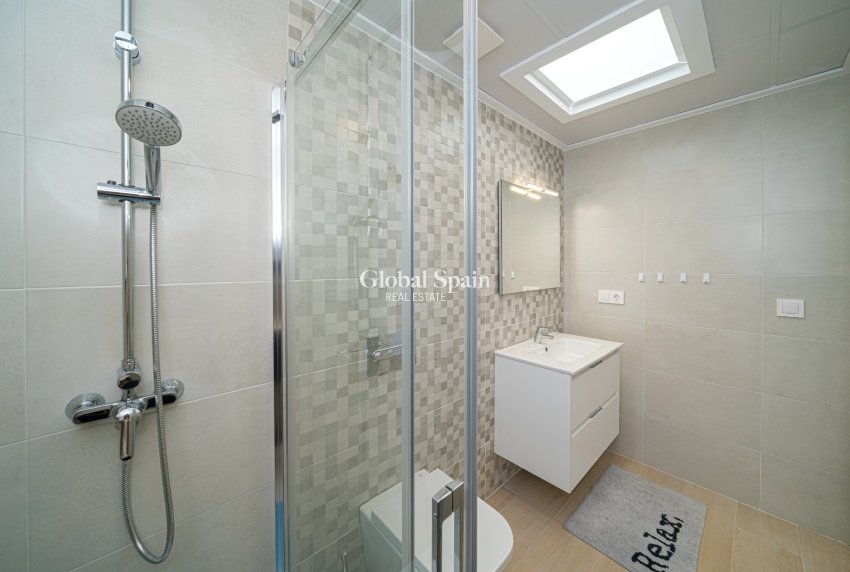 Revente - VILLA -
AVILESES - Inland