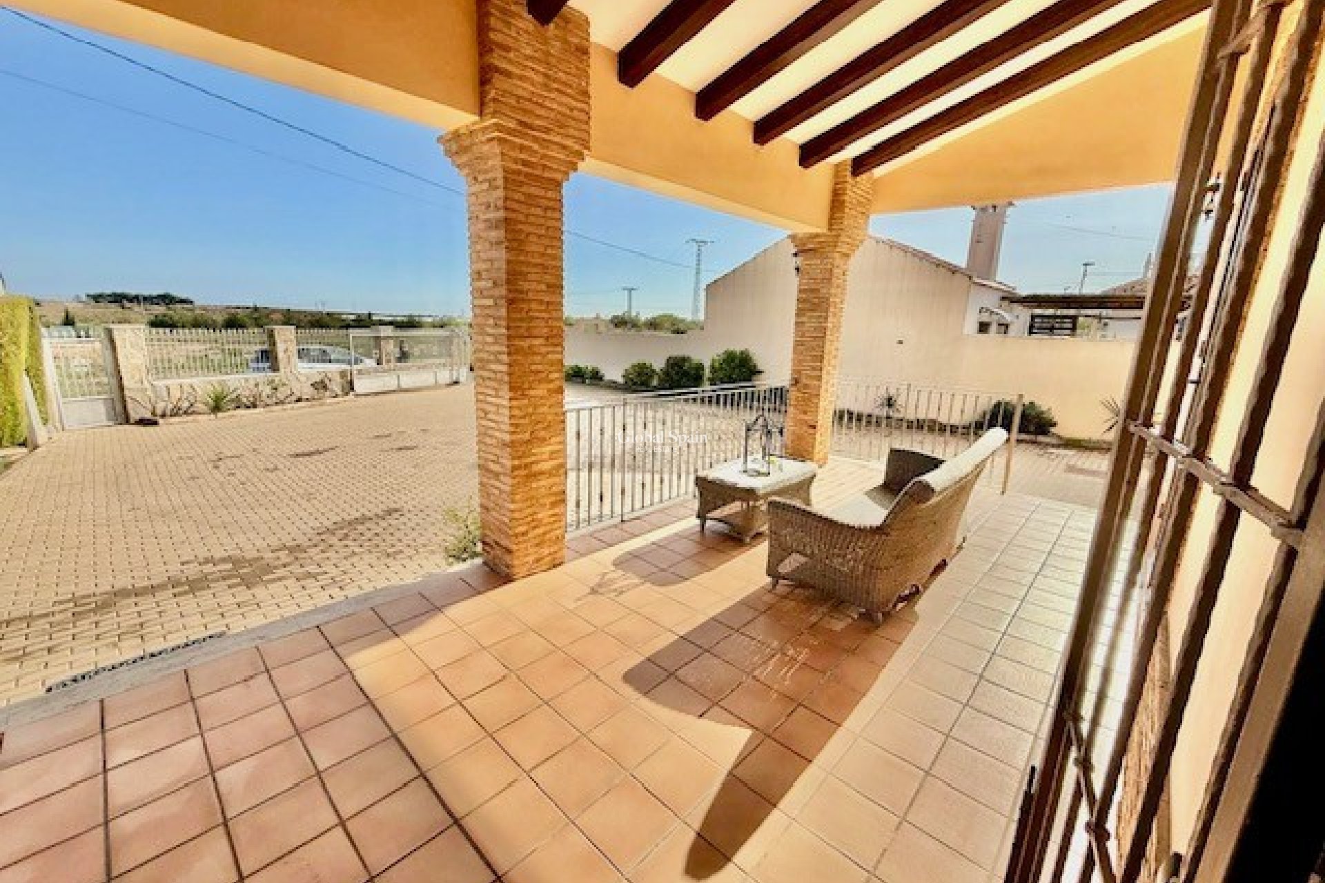 Revente - VILLA -
AVILESES - Inland