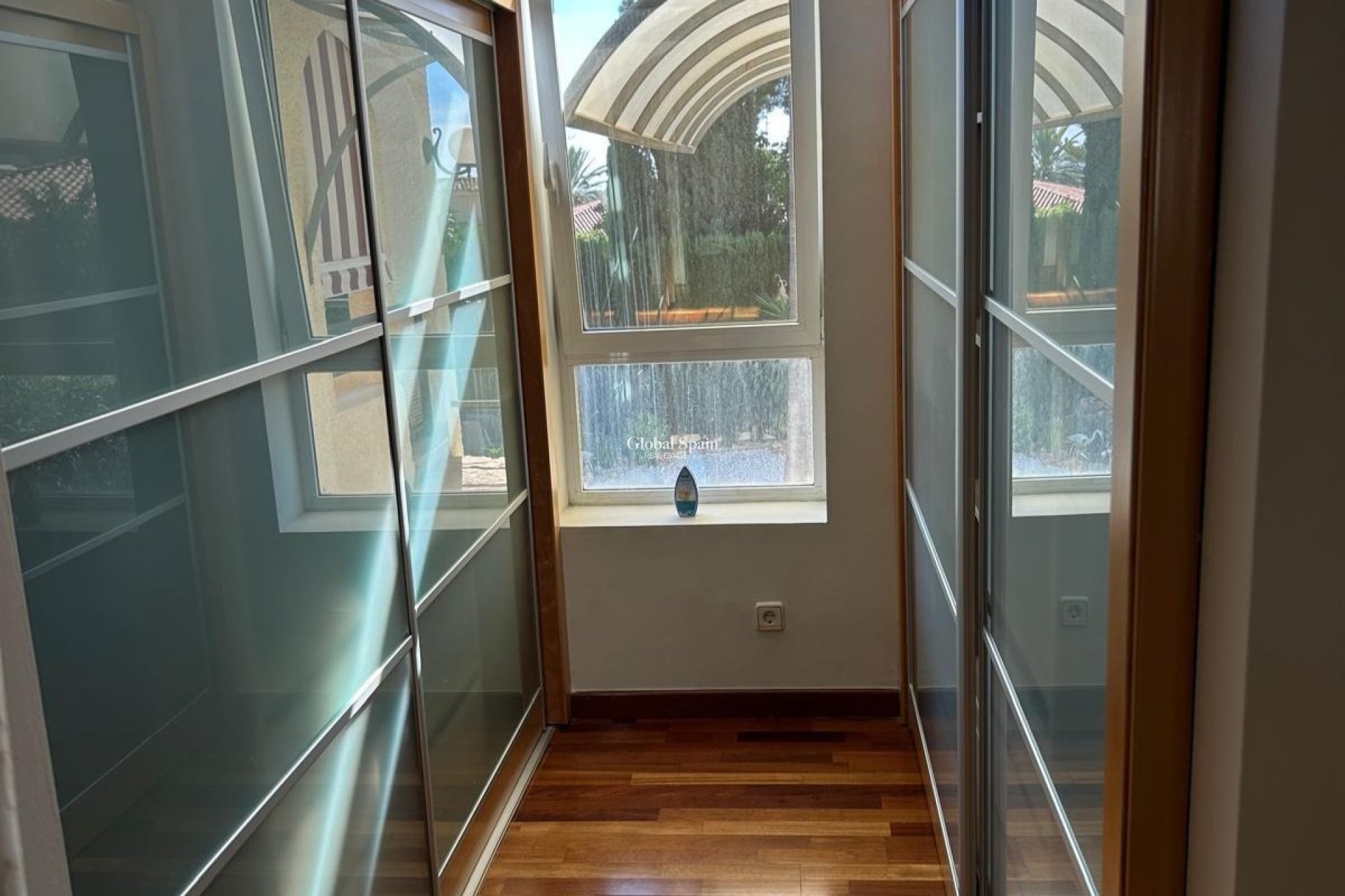 Revente - VILLA -
BENIDORM - Levante