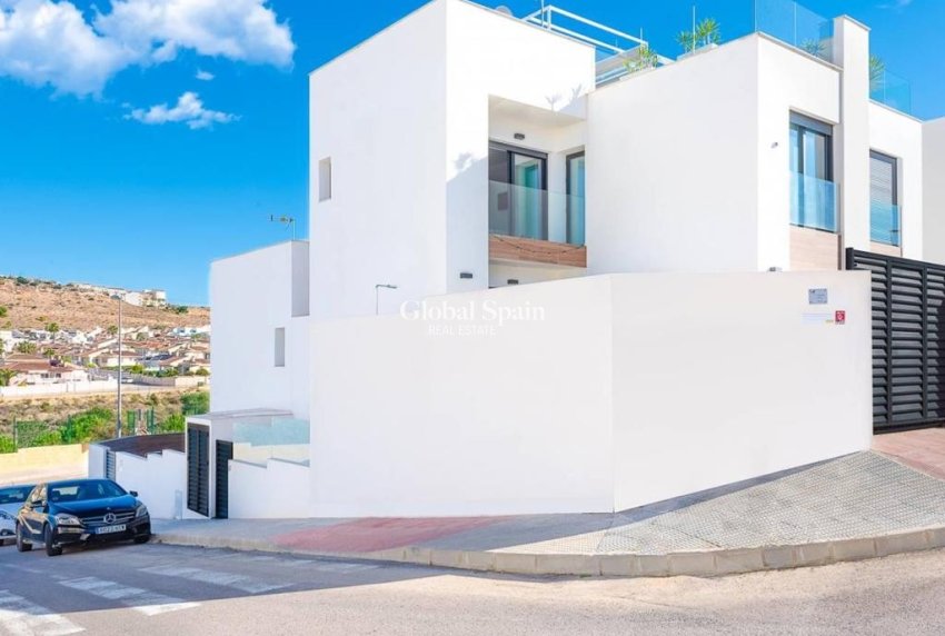 Revente - VILLA -
Benijofar - Benijofar - Village