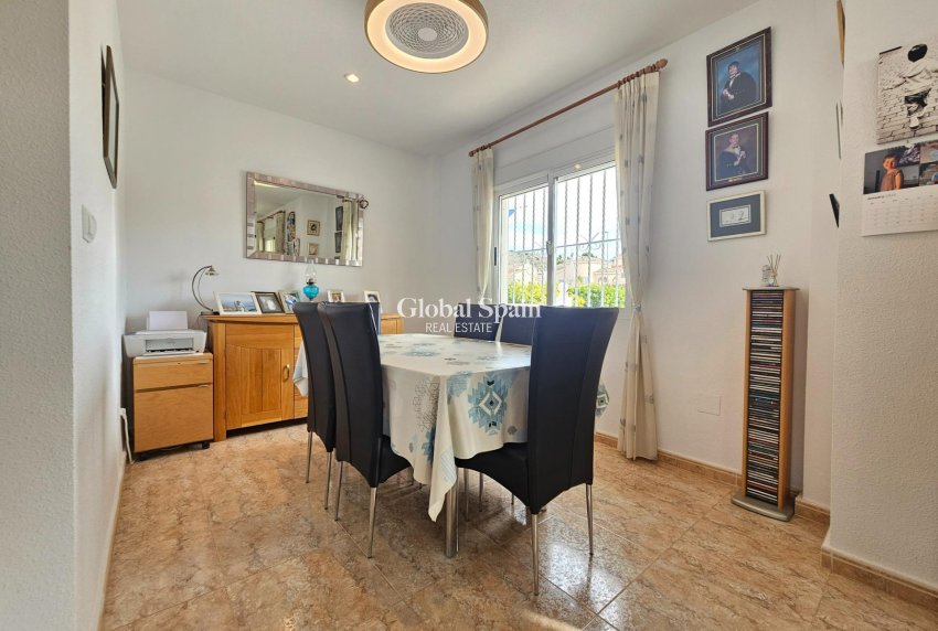 Revente - VILLA -
BENIJÓFAR - Benimar 3