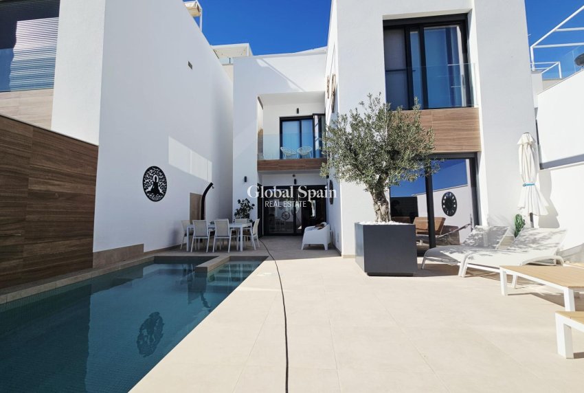 Revente - VILLA -
BENIJÓFAR - Benimar