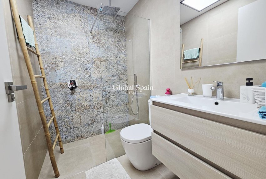 Revente - VILLA -
BENIJÓFAR - Benimar