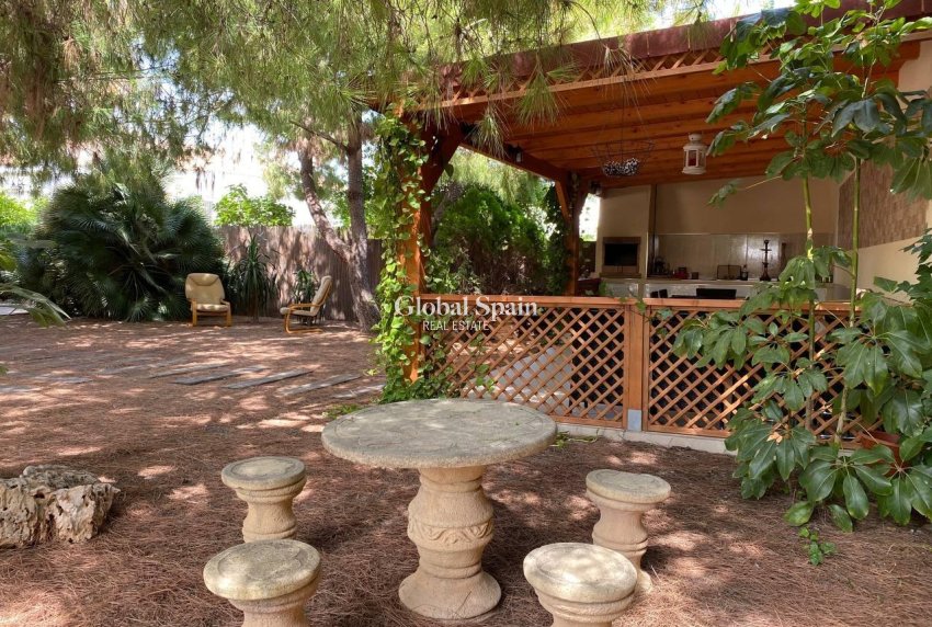 Revente - VILLA -
BENIJÓFAR - Ciudad Quesada